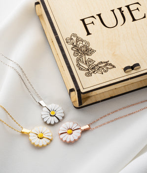Personalized Daisy Name Necklaces -